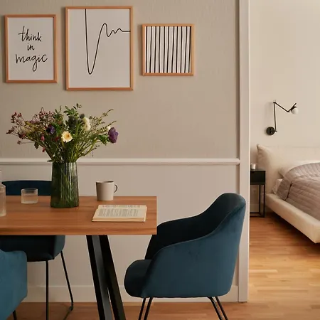 - Swan - Wisus シフィノウイシチェ