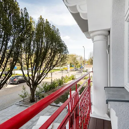 アパート - Swan - Wisus シフィノウイシチェ