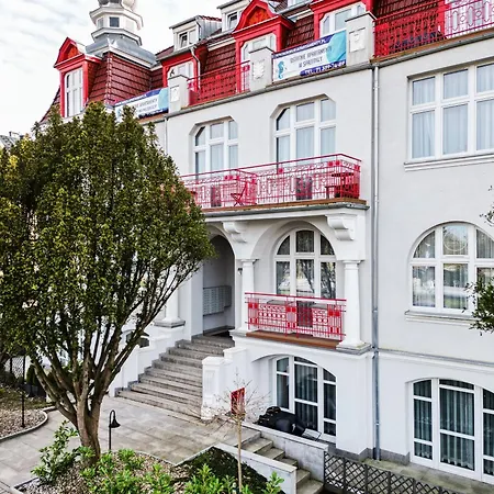 アパート - Swan - Wisus